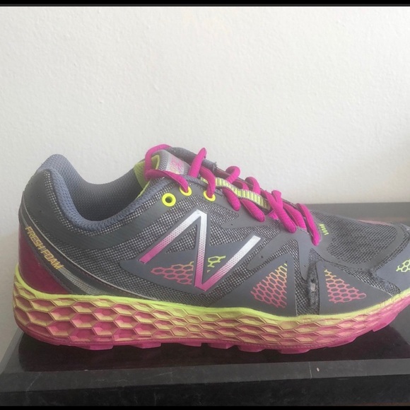 New Balance 980 Trail Running Shoes - Picture 3 of 4